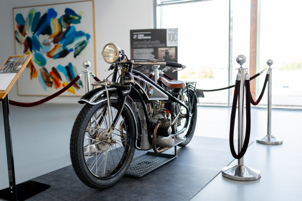 BMW R 32